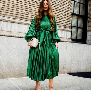 Runway Marc Jacobs Green Pleated Dress NWT